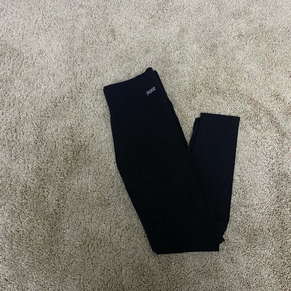 PINK Victoria’s Secret black leggings